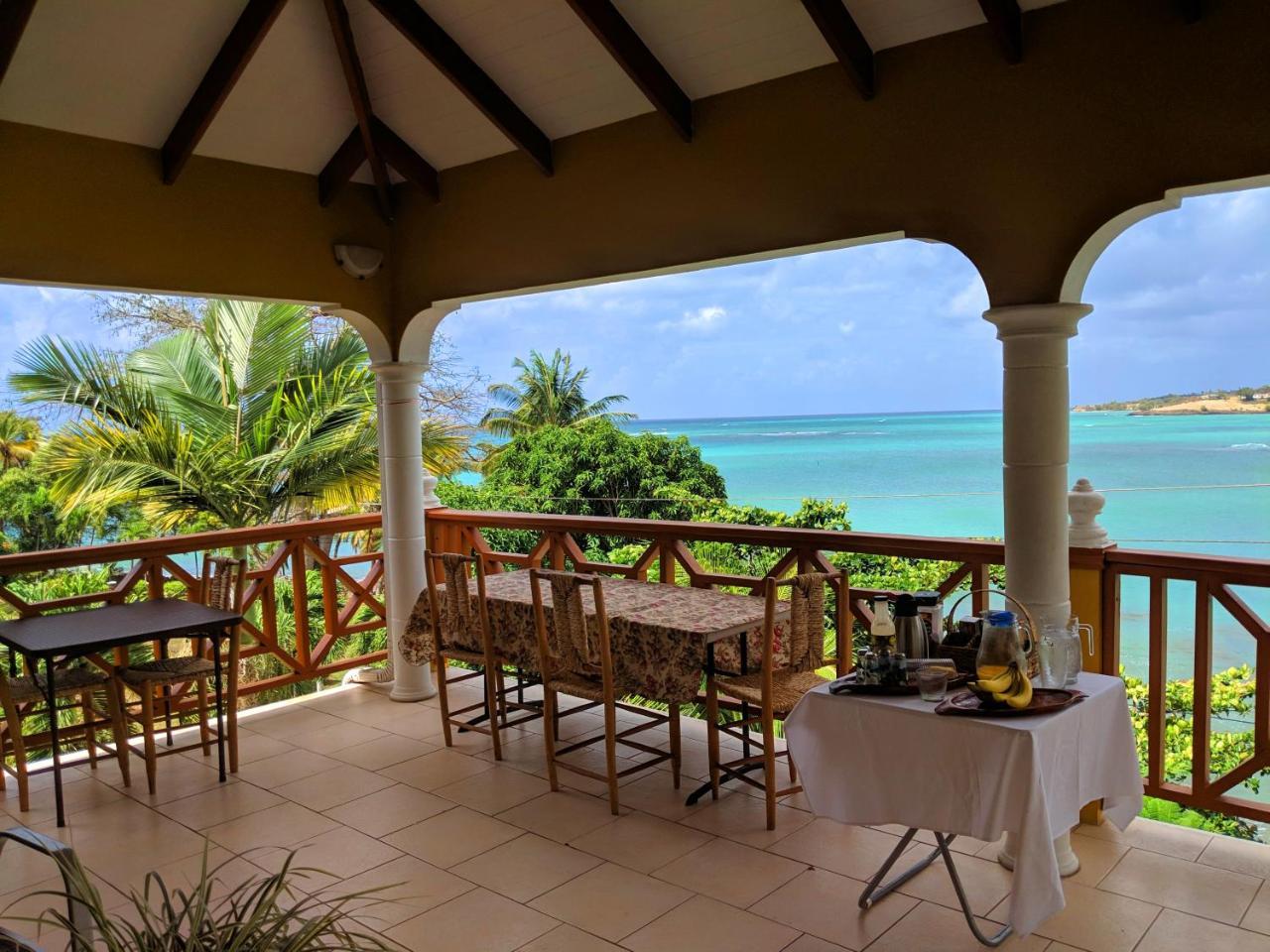 Sunset Lane Hotel Laborie Exterior foto